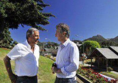De campa�a con Quiroga, Macri carg� contra el MPN 