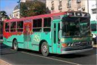 La Plata: Solicitan la prolongaci�n de los recorridos del servicio de micros de las l�neas 307 y 324