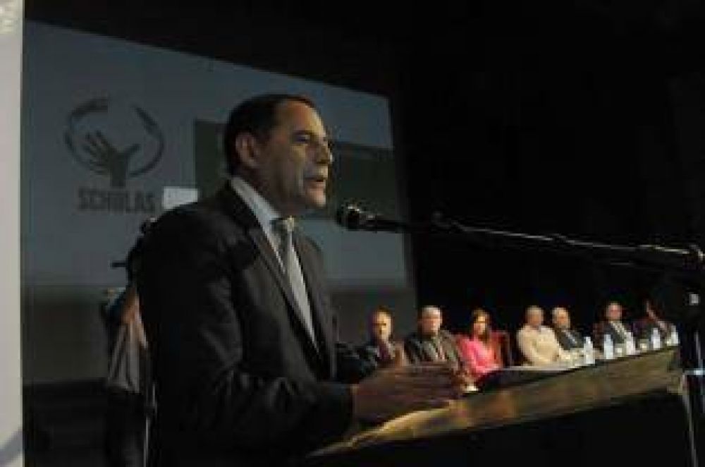 Sin �Pacto�, el PE ya negocia con municipios