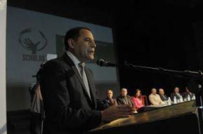 Sin �Pacto�, el PE ya negocia con municipios