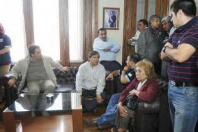 Gremios piden al PE que adelante las paritarias