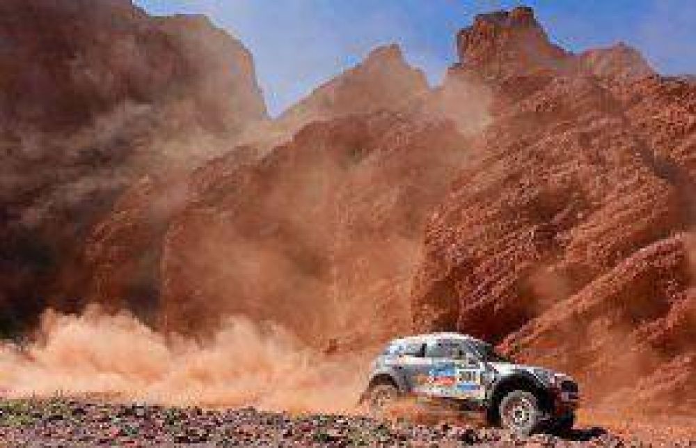 Salta ejecutar un plan integral ambiental durante el paso del Rally Dakar 2015