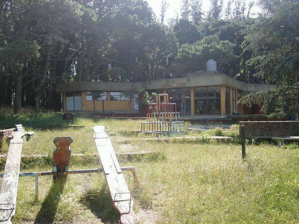 Denuncian desde la UCR que en Laguna de los Padres hay un abandono total