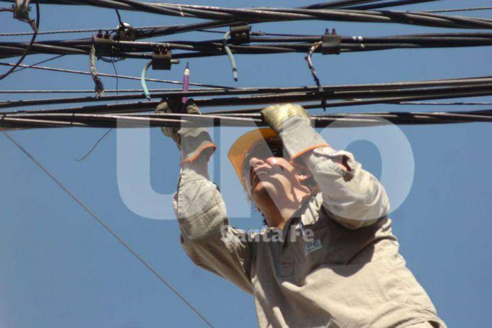 Recreo: vecinos reclaman por obras en el tendido el�ctrico