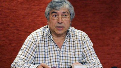 Denuncian a L�zaro B�ez por asociaci�n il�cita fiscal