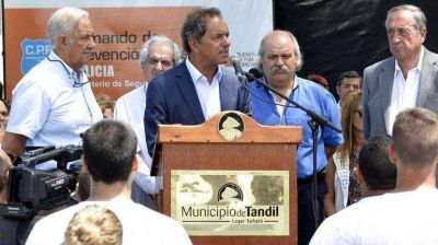 Tras ser blanco de cr�ticas, Scioli pidi� al kirchnerismo: 