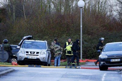 Contin�a el alerta m�xima en Francia por amenazas de Al Qaeda