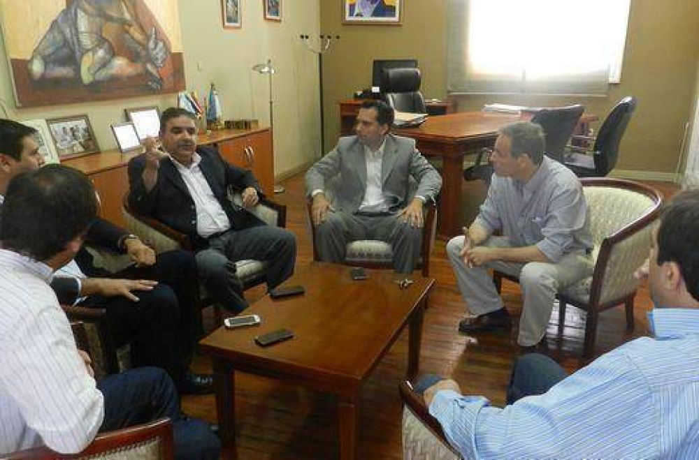 Federico Gelay se reuni� con el Intendente de Catamarca