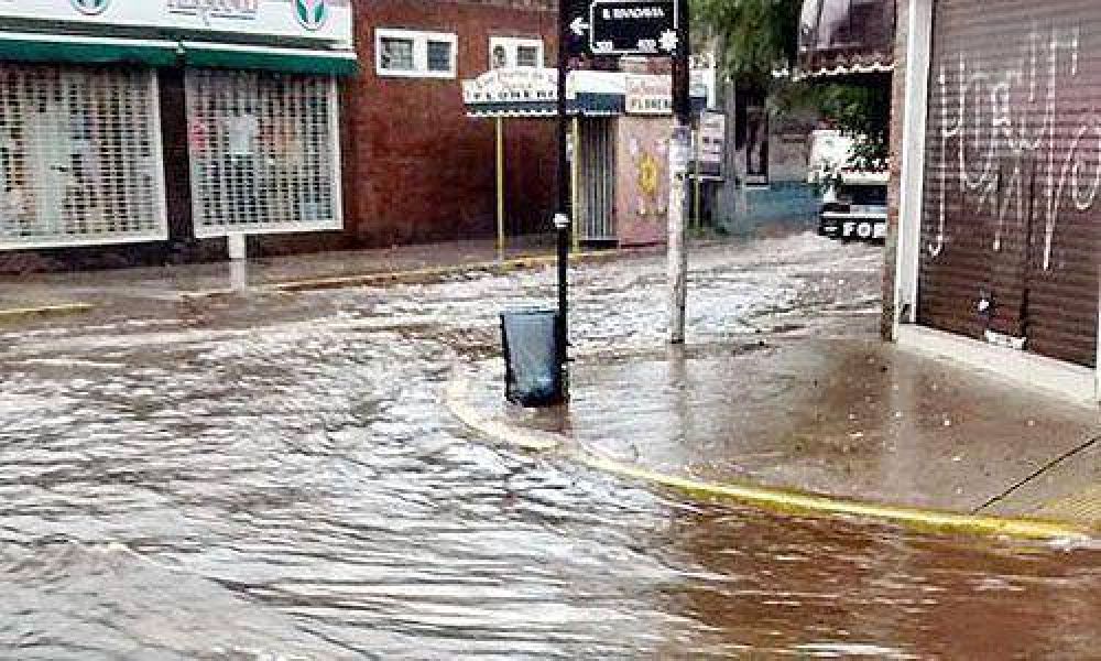 La lluvia provoc� una catarata de reclamos vecinales
