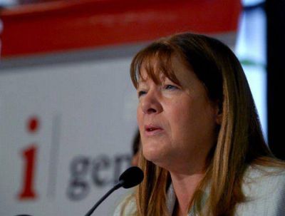 Stolbizer denunci� a B�ez y a empresas bahienses por asociaci�n il�cita