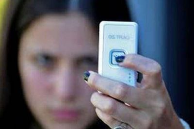 En la provincia de Santa Fe, 35 mujeres tienen el bot�n de p�nico