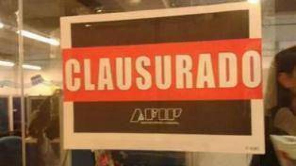 La AFIP clausur� 18 empresas de �mnibus por no efectuar la percepci�n del 35%