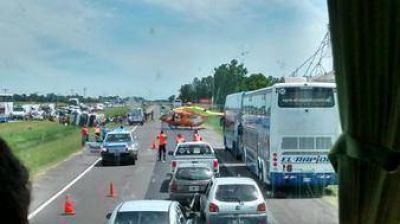 Volc� un micro en la Ruta 2 y hay un muerto