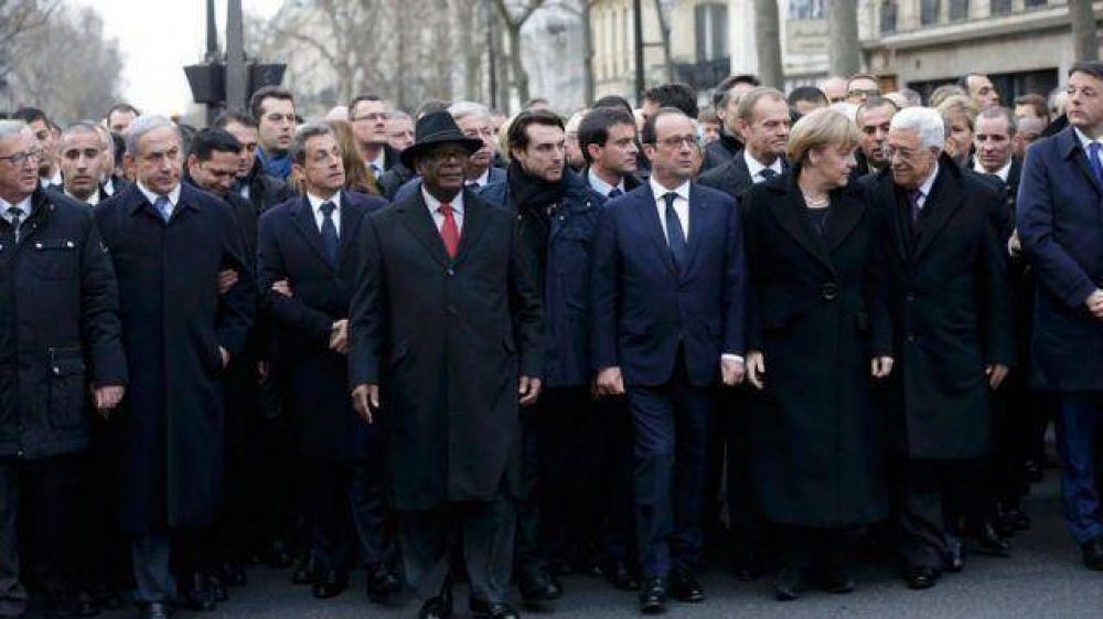 Líderes mundiales y cientos de miles de franceses marchan contra el terrorismo en París