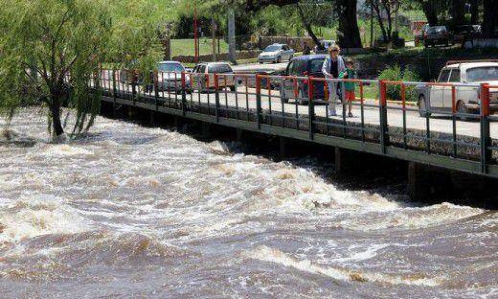 Fuerte temporal provoc� serios da�os en el sur