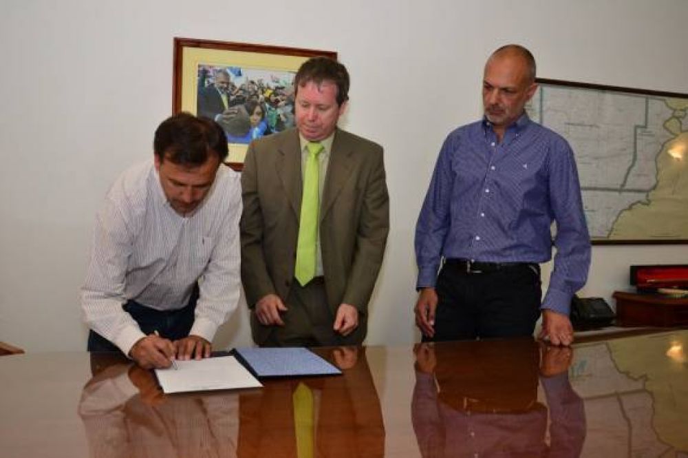 Buzzi gestiona en Buenos Aires medidas para el sector agropecuario