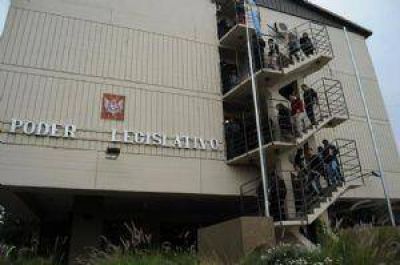 El personal legislativo creci� mucho m�s que el de �reas claves