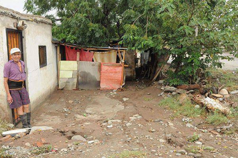 El temporal inund� algunas viviendas de la zona sur y ocasion� otros inconvenientes