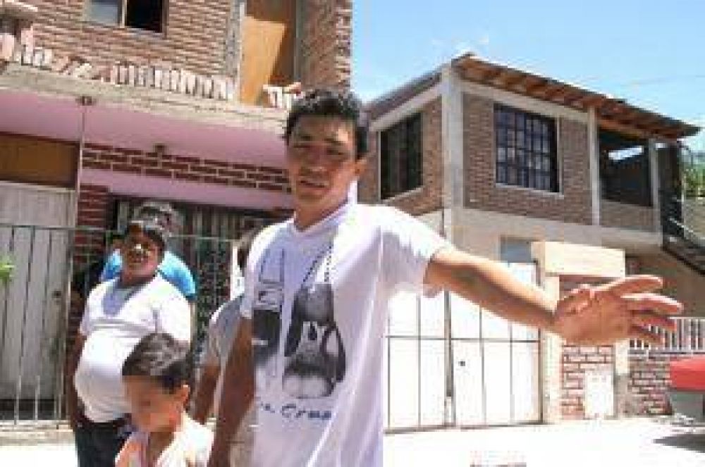 Por disparar a unos perros, dejaron grave a una mujer