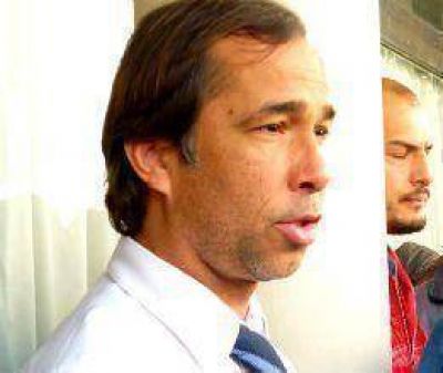 Leveratto: La investigaci�n es seria y responsable  