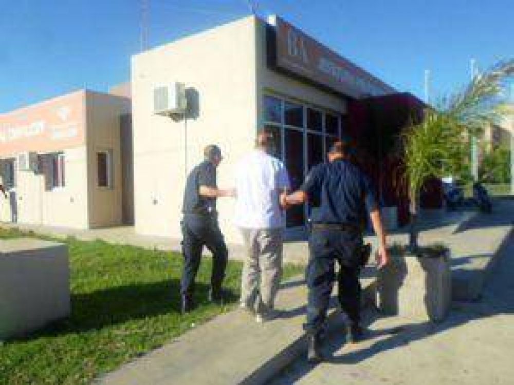 Peretti declar� y qued� detenido