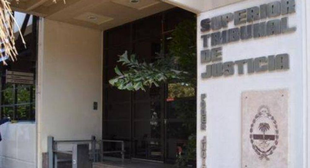 Decretaron tres d�as de duelo y uno de feriado judicial