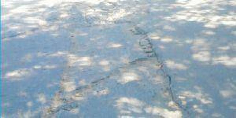 Siguen las quejas por �baches eternos� en varias calles de los barrios de la ciudad