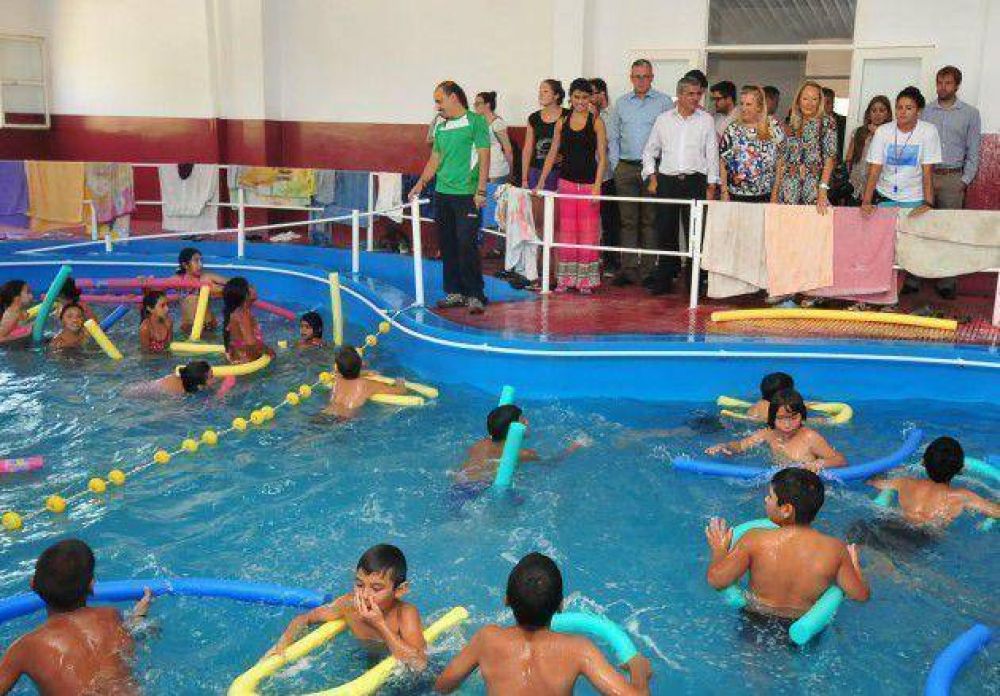 El vicegobernador visit� la colonia de vacaciones