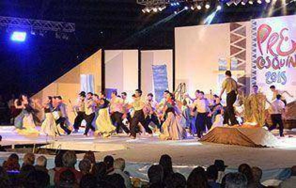 Lomas tiene siete finalistas en el Pre-Cosqu�n