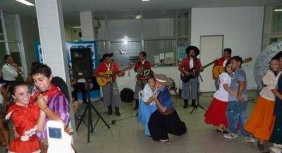Pacientes del Escuela disfrutaron del chamam�