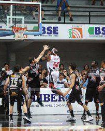 San Mart�n se mide con Quilmes, en el Fort�n