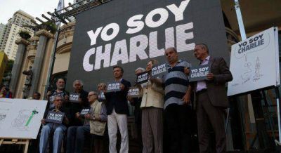 Macri aprovecha la ausencia de Cristina y levanta el perfil de la solidaridad con Francia