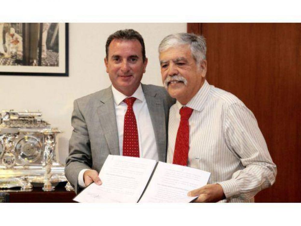 Finalmente Mendoza acord� con Naci�n congelar la tarifa el�ctrica a cambio de obras energ�ticas