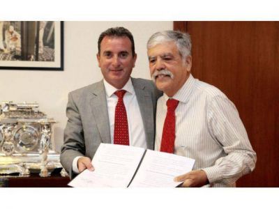 Finalmente Mendoza acord� con Naci�n congelar la tarifa el�ctrica a cambio de obras energ�ticas