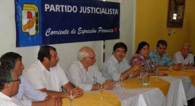Gustavo Mart�nez quiere gobernar el Chaco, una meta que no resigna