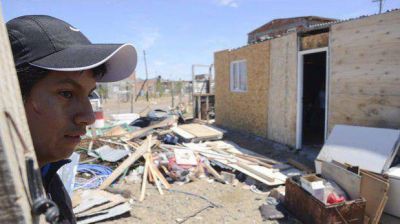 Asaltan a pareja mientras dorm�an y le desvalijan la casa en Standart