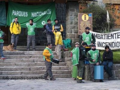 Brigadistas de Parques Nacionales realizan paro por 48 horas