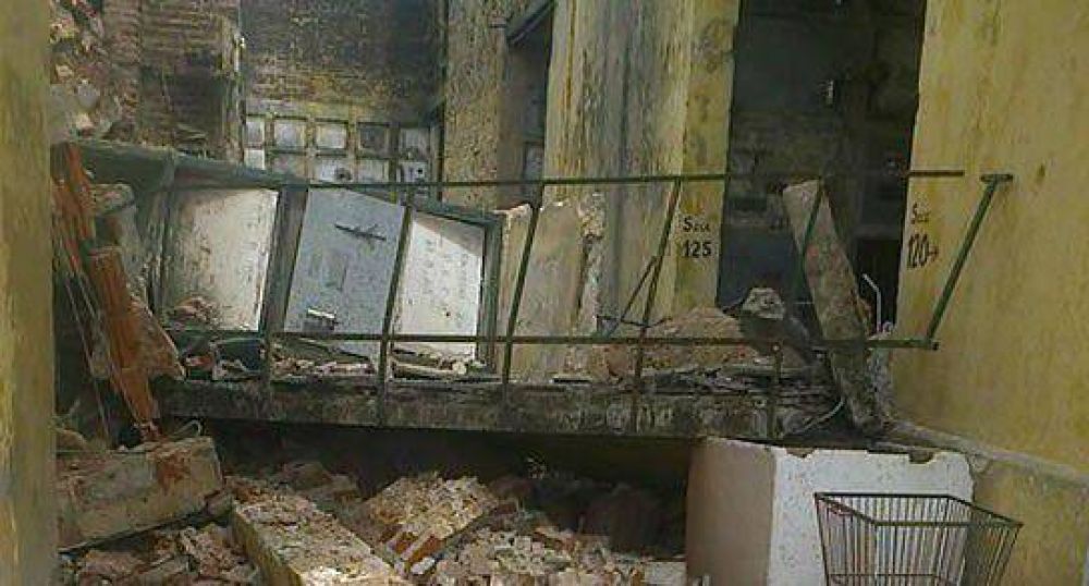 Corral habl� sobre la situaci�n en el cementerio