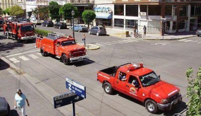 Los bomberos cumplieron 60 a�os de servicio