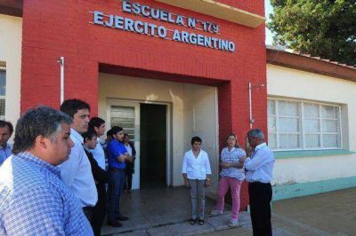 El vicegobernador visit� la ampliaci�n de la escuela de La Florida