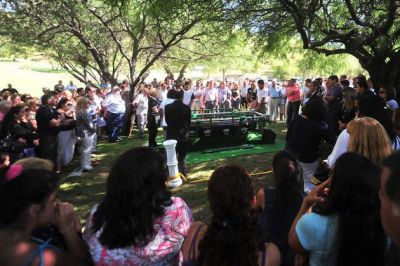Despidieron a Gustavo Meli�n en el cementerio Parque de la Quebrada