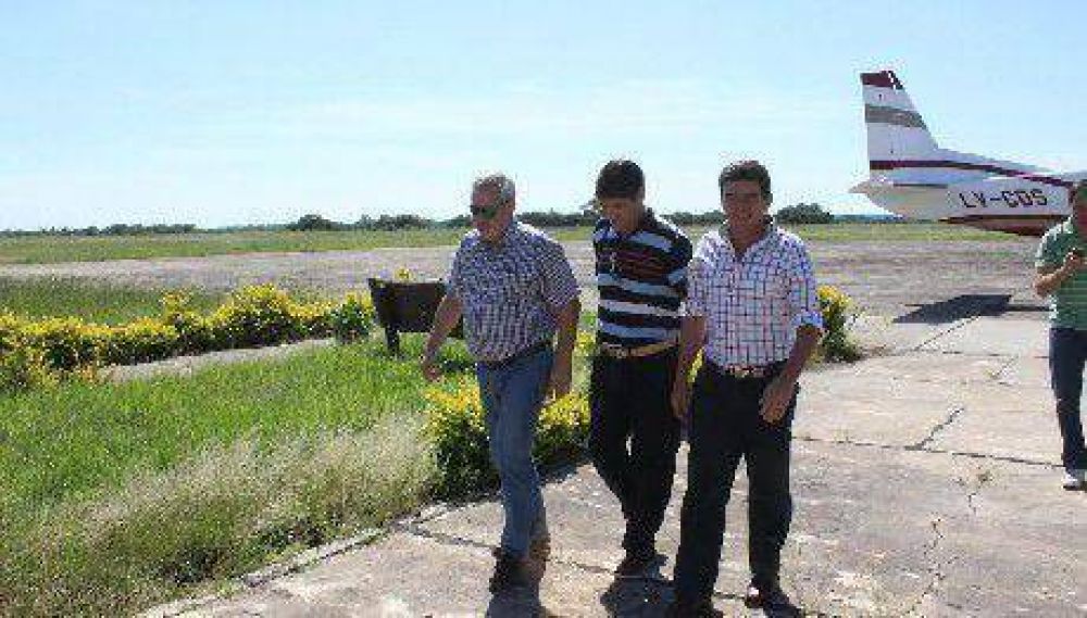 El Ministro Vara sobrevol� zonas afectadas por las intensas lluvias
