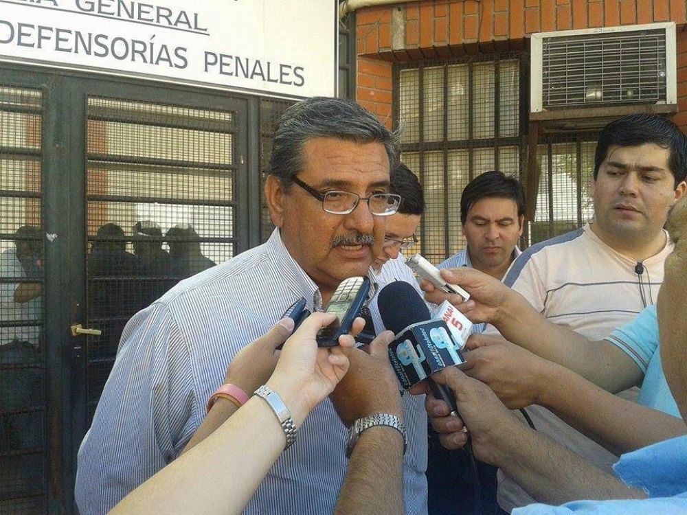 Coronel asegur� estar olvidado por el Gobierno