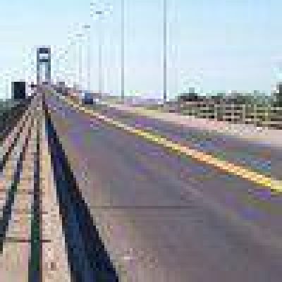 Una persona se arroj� del puente Gral. Belgrano