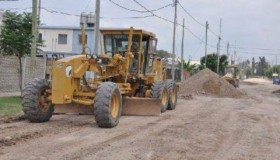 Pavimentan m�s de 100 calles en Monte Grande