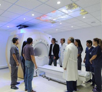 ULTIMAN DETALLES PARA PUESTA EN SERVICIO DE TOM�GRAFO