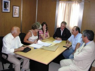 Corchuelo Blasco encabez� apertura de sobres de concursos de directores asociados m�dicos de hospitales de Chubut