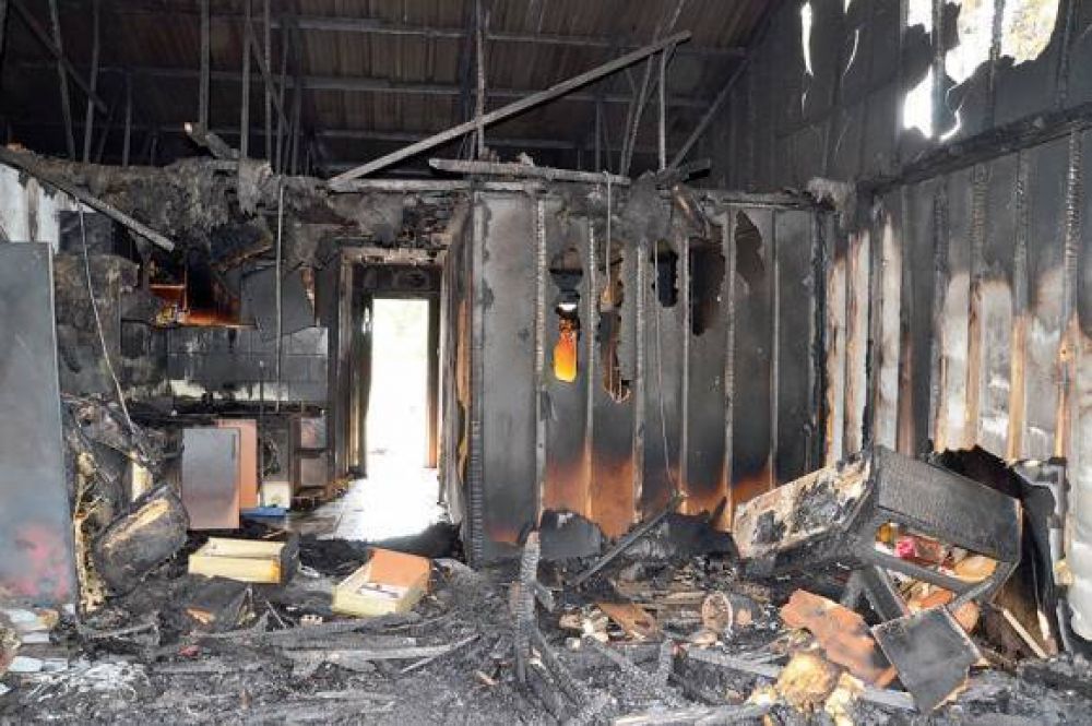 Muere una mujer en un incendio en la madrugada 