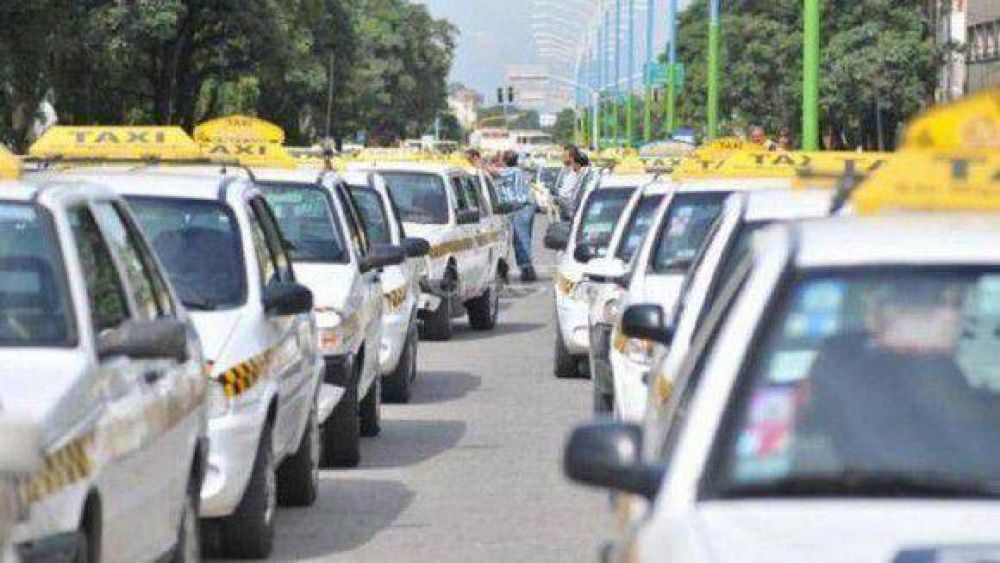 Podr�a haber protesta de taxistas tras el aumento del canon