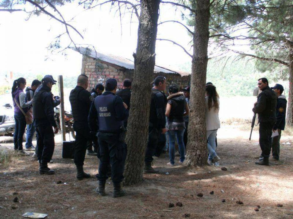  Detienen a dos sujetos con droga, municiones y dinero en efectivo 